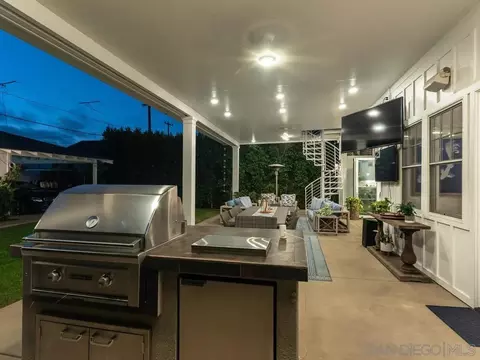 Exterior - 120 I Ave, Coronado, CA 92118 photo 5 of 19