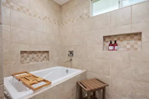 6429 La Vanco Ct, Carlsbad, CA 92009 photo 26