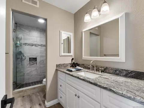 Bath - 475 Summerhill Ter, Alpine, CA 91901 photo 3 of 3