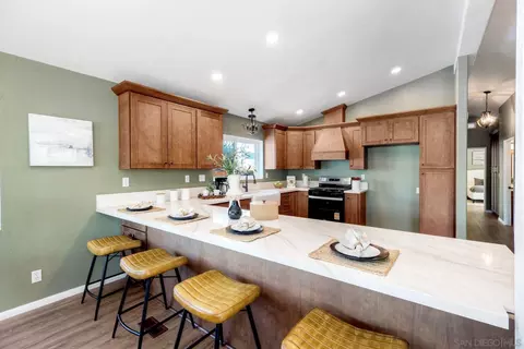Kitchen - 15935 Spring Oaks Rd #SPC 34, El Cajon, CA 92021 photo 2 of 4