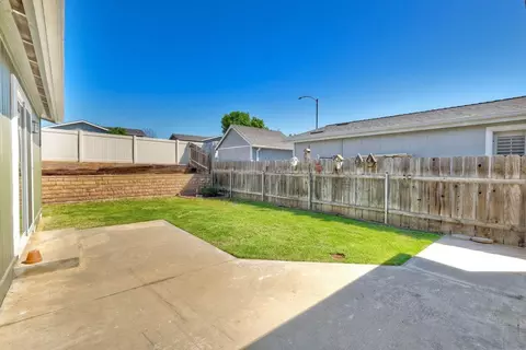 Exterior - 15935 Spring Oaks Rd #SPC 34, El Cajon, CA 92021 photo 5 of 7