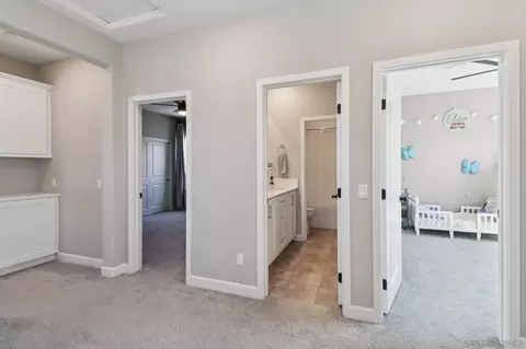 Entry Way - 10128 Hercules Way, Spring Valley, CA 91977 photo 4 of 6