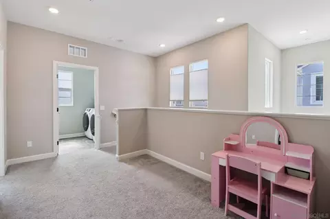 Entry Way - 10128 Hercules Way, Spring Valley, CA 91977 photo 5 of 6