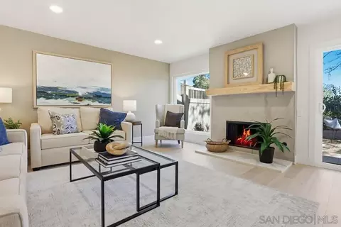 2003 Caminito Circulo Norte, La Jolla, CA 92037 photo 4
