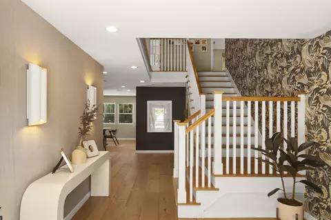 Entry Way - 418 Parkwood Ln, Encinitas, CA 92024 photo 1 of 5