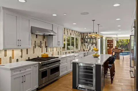 Kitchen - 418 Parkwood Ln, Encinitas, CA 92024 photo 2 of 5