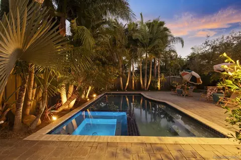 Exterior - 418 Parkwood Ln, Encinitas, CA 92024 photo 14 of 23