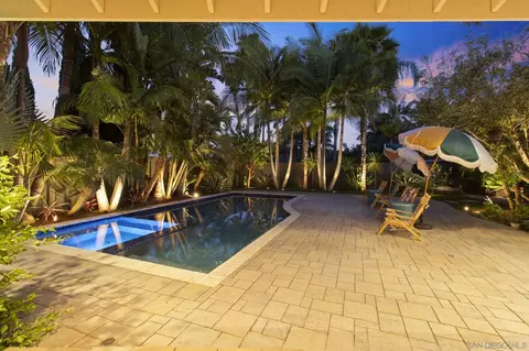 Exterior - 418 Parkwood Ln, Encinitas, CA 92024 photo 15 of 23