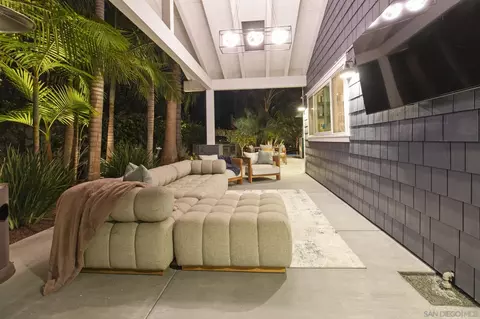 Exterior - 418 Parkwood Ln, Encinitas, CA 92024 photo 20 of 23