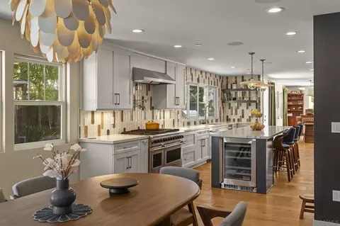 Kitchen - 418 Parkwood Ln, Encinitas, CA 92024 photo 1 of 5