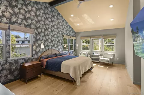 Bedroom - 418 Parkwood Ln, Encinitas, CA 92024 photo 5 of 6