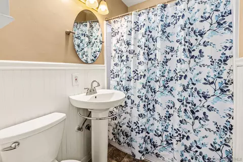 Bath - 3448 Trophy, La Mesa, CA 91941 photo 1 of 1