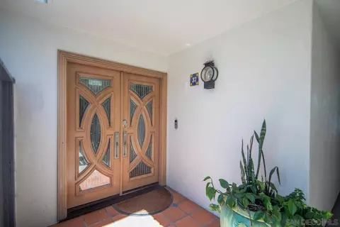 Entry Way - 37 Antigua Ct, Coronado, CA 92118 photo 1 of 2