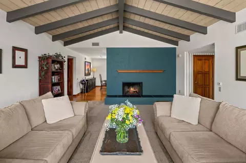 Living - 11416 Lorena Ln, El Cajon, CA 92020 photo 3 of 5