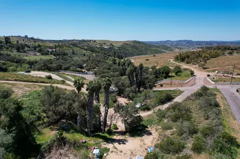 lilac road, Bonsall, CA 92003 photo 5