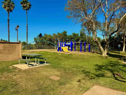 9939 Crestlane Ct, Spring Valley, CA 91977 photo 33