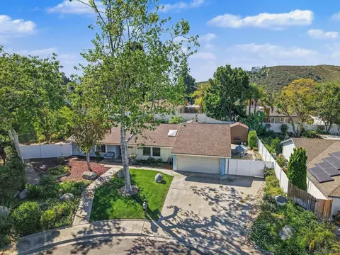 9939 Crestlane Ct, Spring Valley, CA 91977 photo 5