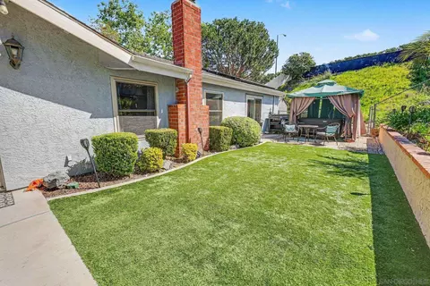 9939 Crestlane Ct, Spring Valley, CA 91977 photo 24
