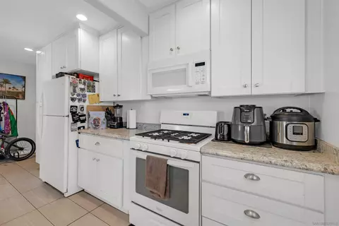 Kitchen - 469 Taft, El Cajon, CA 92020 photo 5 of 7