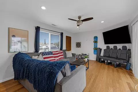 Living - 469 Taft, El Cajon, CA 92020 photo 6 of 12