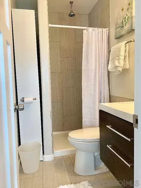 Bath - 469 Taft, El Cajon, CA 92020 photo 5 of 5