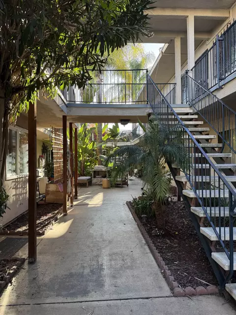 4267 44th #8, San Diego, CA 92115