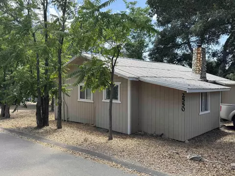 Exterior - 2550 Live Oak Trl, Boulevard, CA 91905 photo 4 of 11