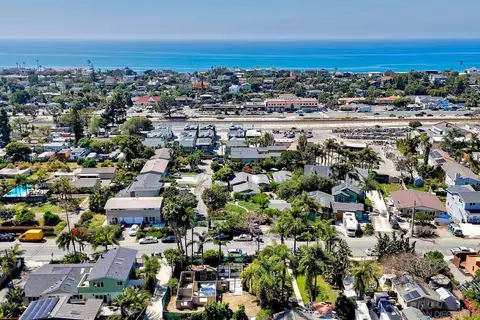 View/Area - 569-73 Hermes Ave, Encinitas, CA 92024 photo 4 of 12