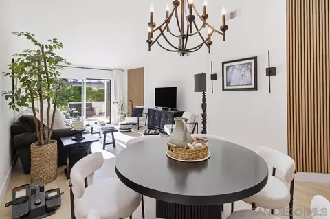 12795 Via Moura, San Diego, CA 92128