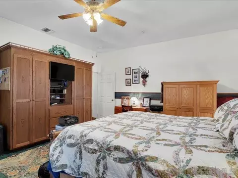 Bedroom - 41083 Old Highway 80, Boulevard, CA 91905 photo 6 of 7
