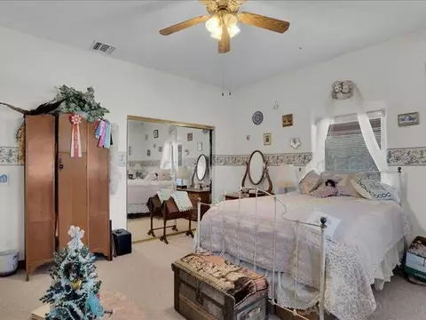 Bedroom - 41083 Old Highway 80, Boulevard, CA 91905 photo 2 of 7