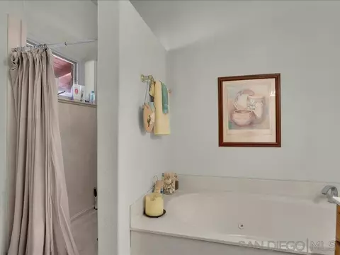 Bath - 41083 Old Highway 80, Boulevard, CA 91905 photo 3 of 4