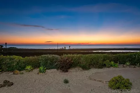 View/Area - 849 N Rios Ave, Solana Beach, CA 92075 photo 4 of 5