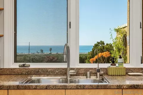 Kitchen - 849 N Rios Ave, Solana Beach, CA 92075 photo 3 of 3