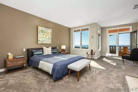 Bedroom - 849 N Rios Ave, Solana Beach, CA 92075 photo 1 of 5