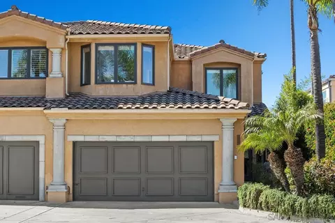 Exterior - 849 N Rios Ave, Solana Beach, CA 92075 photo 2 of 5