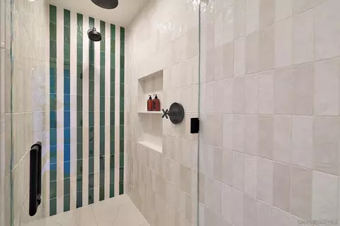 Bath - 181 S Nardo, Solana Beach, CA 92075 photo 2 of 6