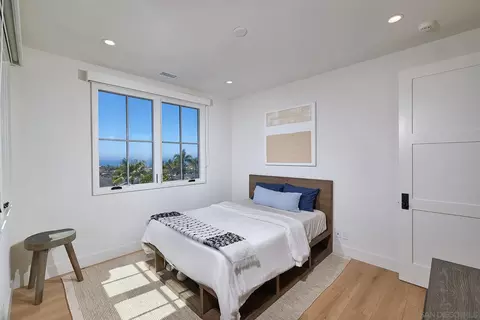 Bedroom - 181 S Nardo, Solana Beach, CA 92075 photo 2 of 5
