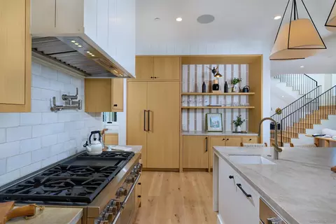 Kitchen - 181 S Nardo, Solana Beach, CA 92075 photo 2 of 5