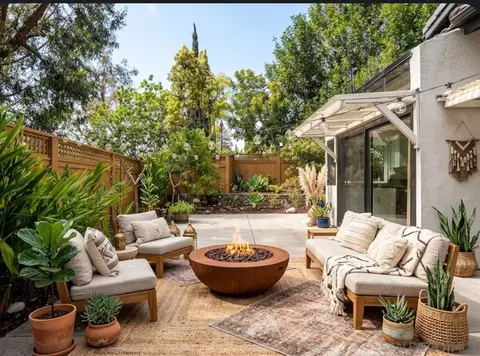 6370 Caminito Del Cervato, San Diego, CA 92111
