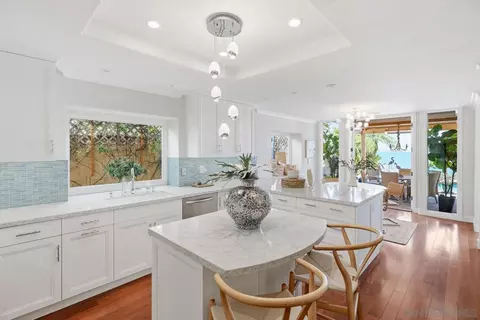 Kitchen - 21 Spinnaker Way, Coronado, CA 92118 photo 2 of 5