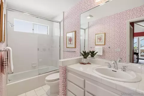 Bath - 21 Spinnaker Way, Coronado, CA 92118 photo 3 of 5