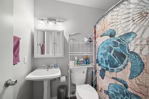 Bath - 10131 Carreta, Santee, CA 92071 photo 2 of 2