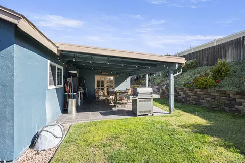 Exterior - 10131 Carreta, Santee, CA 92071 photo 5 of 8