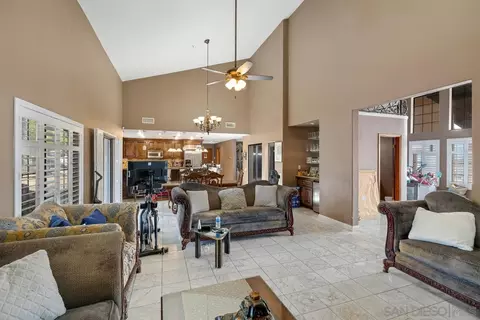 Living - 14650 Alkosh Rd, Jamul, CA 91935 photo 2 of 4