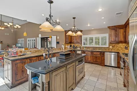 Kitchen - 14650 Alkosh Rd, Jamul, CA 91935 photo 3 of 3
