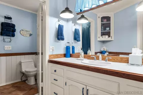 Bath - 4824 Mountainbrook Rd, Santa Ysabel, CA 92070 photo 1 of 7
