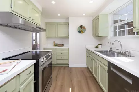 Kitchen - 1820 Grove Rd, El Cajon, CA 92020 photo 3 of 4
