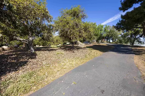 Exterior - 1820 Grove Rd, El Cajon, CA 92020 photo 16 of 29