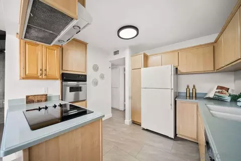 Kitchen - 1250 E Madison Ave #C, El Cajon, CA 92021 photo 4 of 5